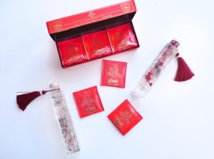 クリスマス限定デザインのＴＷＧ紅茶