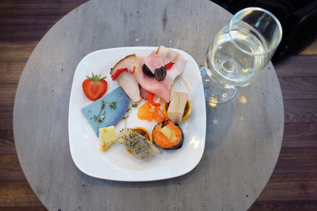 Polonez Lounge Food and Wine