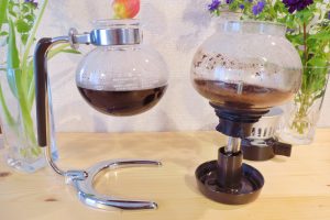 HARIOのサイフォンは蓋に立てられるから便利