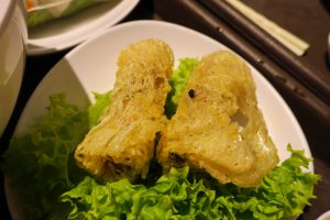 シンガポール タングリンフードコート あげ春巻き