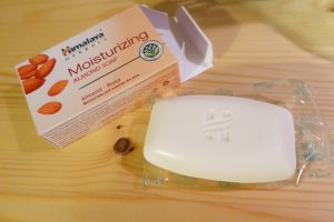 Himalaya Almond soap ヒマラヤ アーモンドソープ